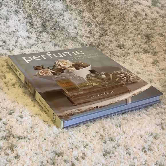 'Perfume: The Art & Craft of Fragrance' Book NWT by Karen Gilbert 144pgs - Picture 3 of 16
